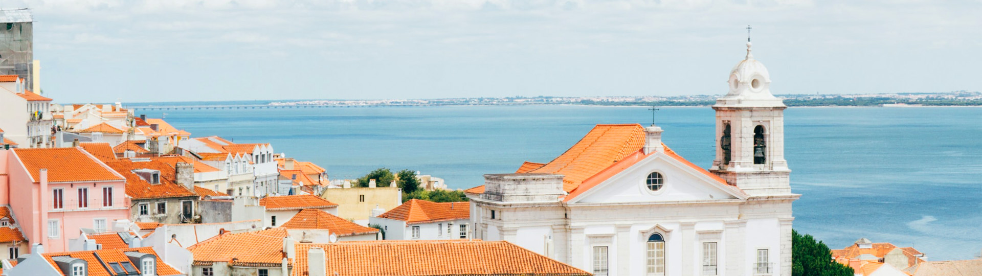 Blick über die Dächer Lissabons
